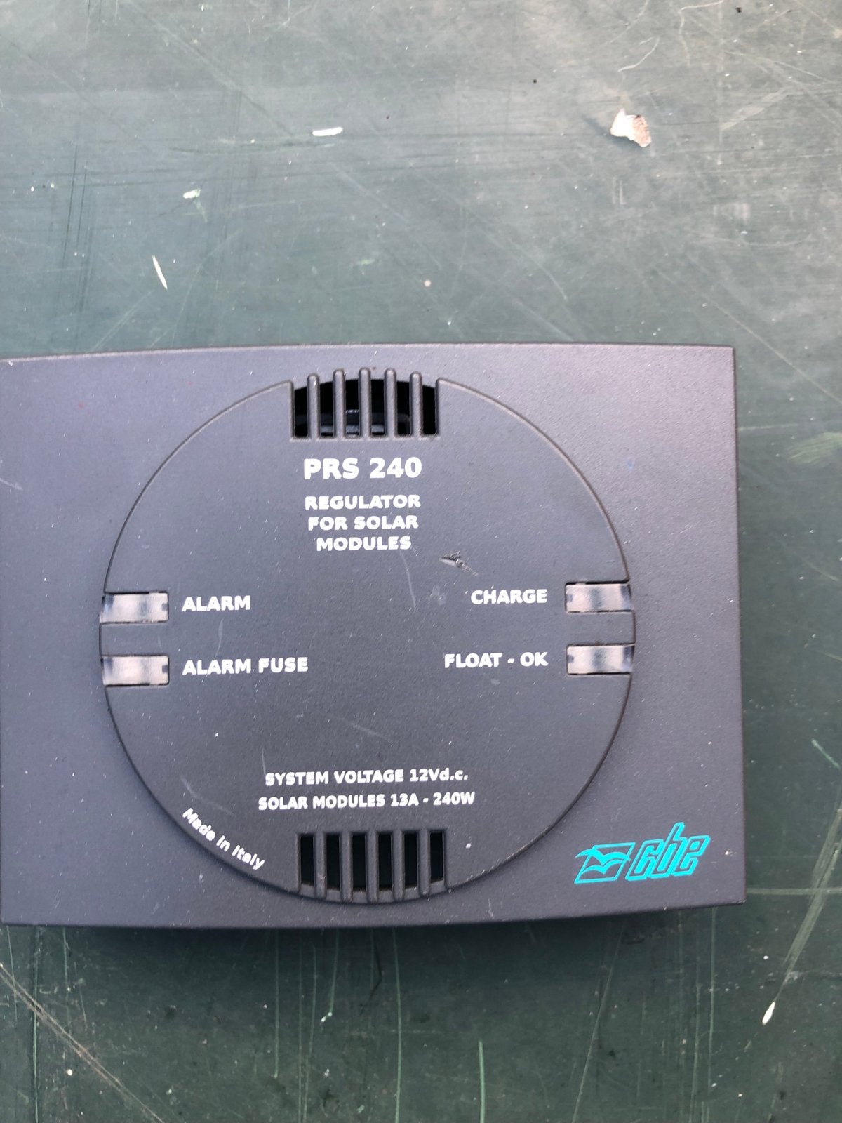 CBE PRS 240 Regulator voor zonnepanelen 12V 240W, Ophalen, ., ., Info@arob.nl