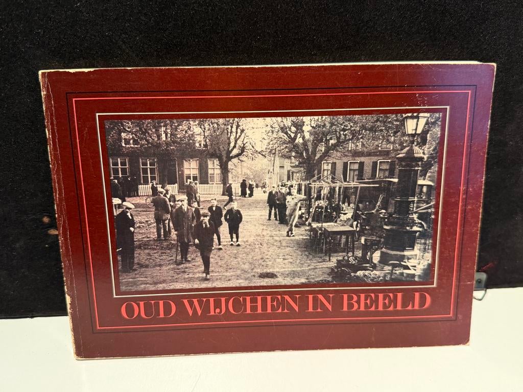 Oud Wijchen in Beeld - Historisch Fotoboek, Boeken, Geschiedenis | Stad en Regio, Ophalen of Verzenden, 20e eeuw of later, Zo goed als nieuw