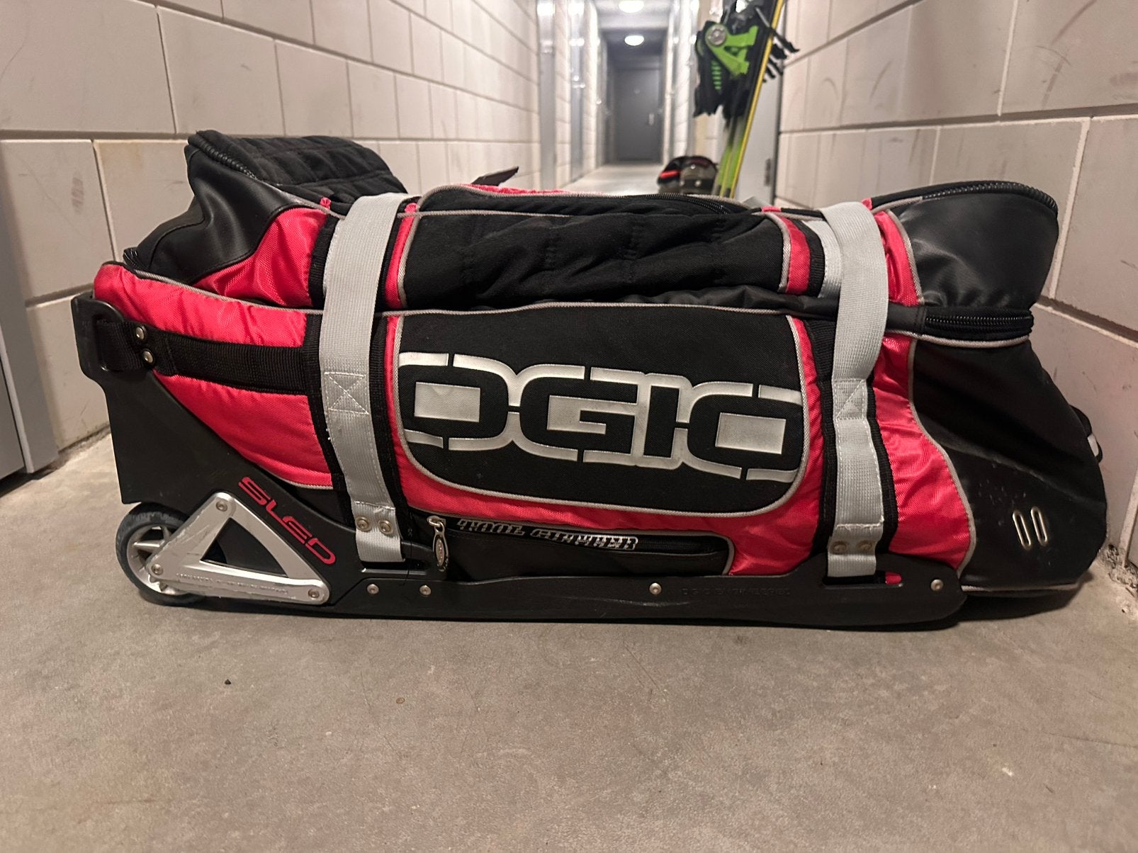 OGIO 9800 Sled trolley reistas XL 160 liter, Ophalen, Gebruikt, Unisex volwassen