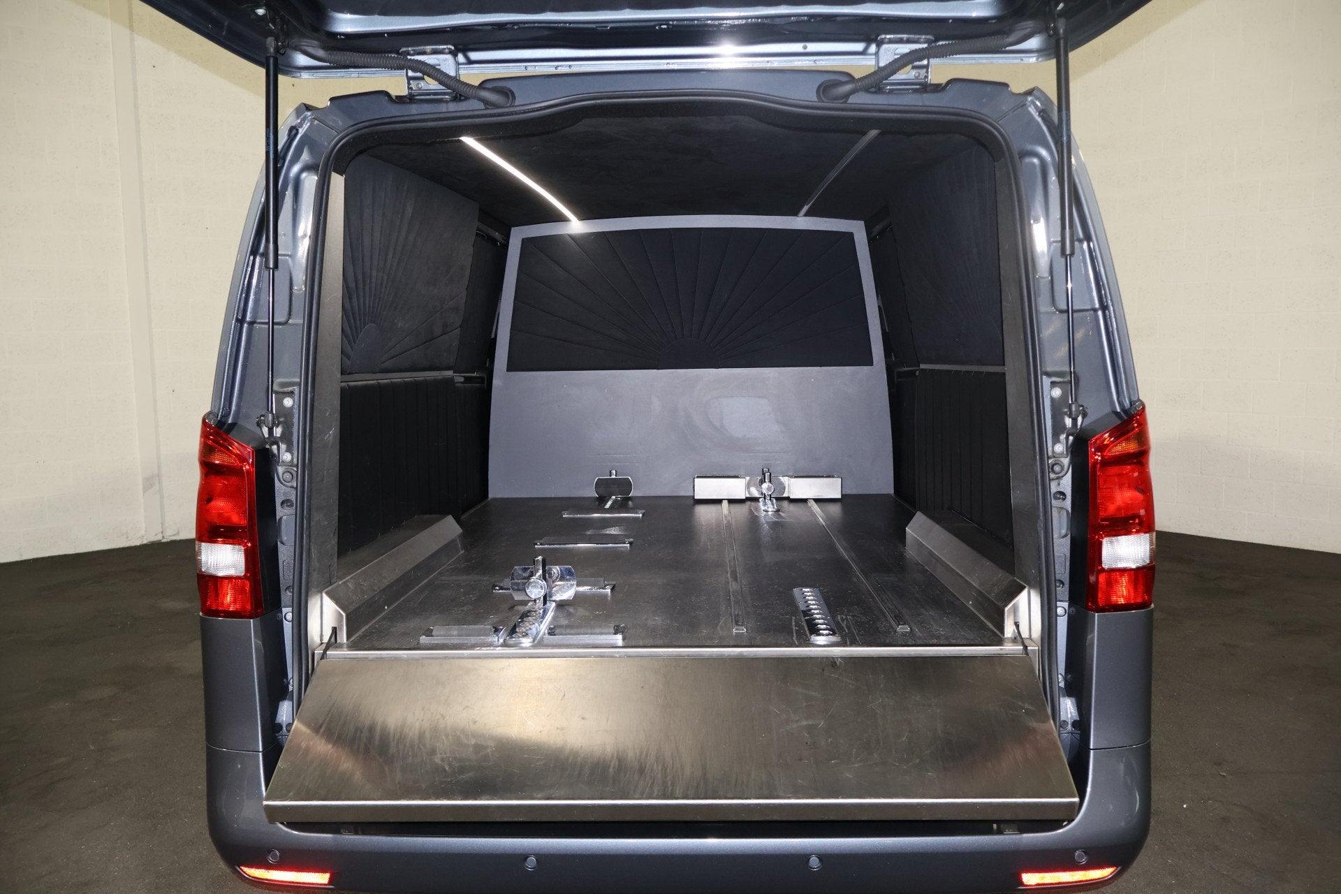 Mercedes-Benz Vito 114 CDI XL Overbrengvoertuig (bj 2019), Automaat, Gebruikt, Euro 6, 4 cilinders