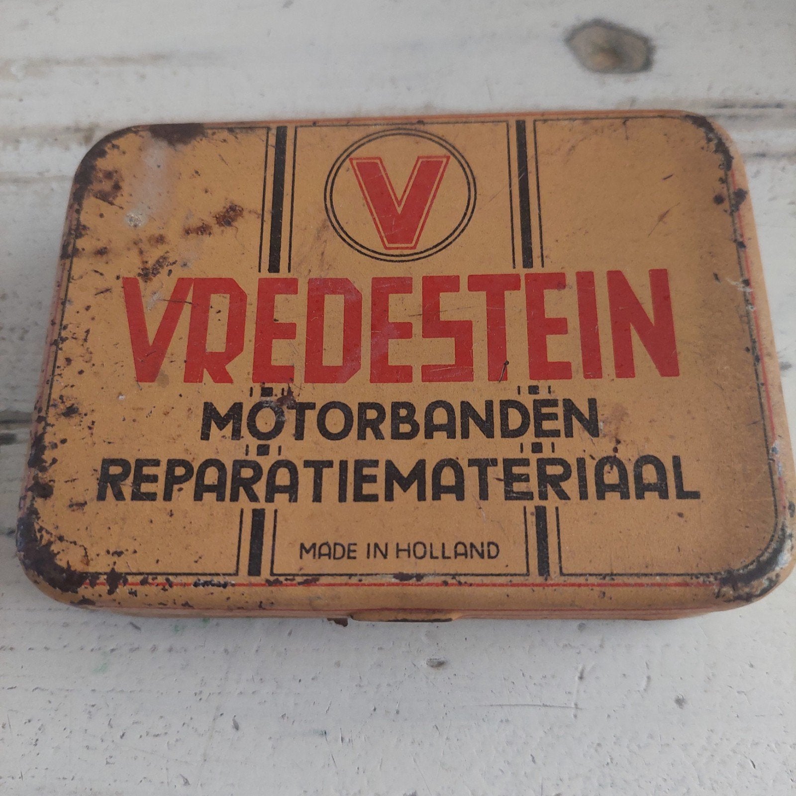 vredestein motorbanden reparatie blikje, Verzamelen, Blikken, Ophalen of Verzenden, Gebruikt, Overige
