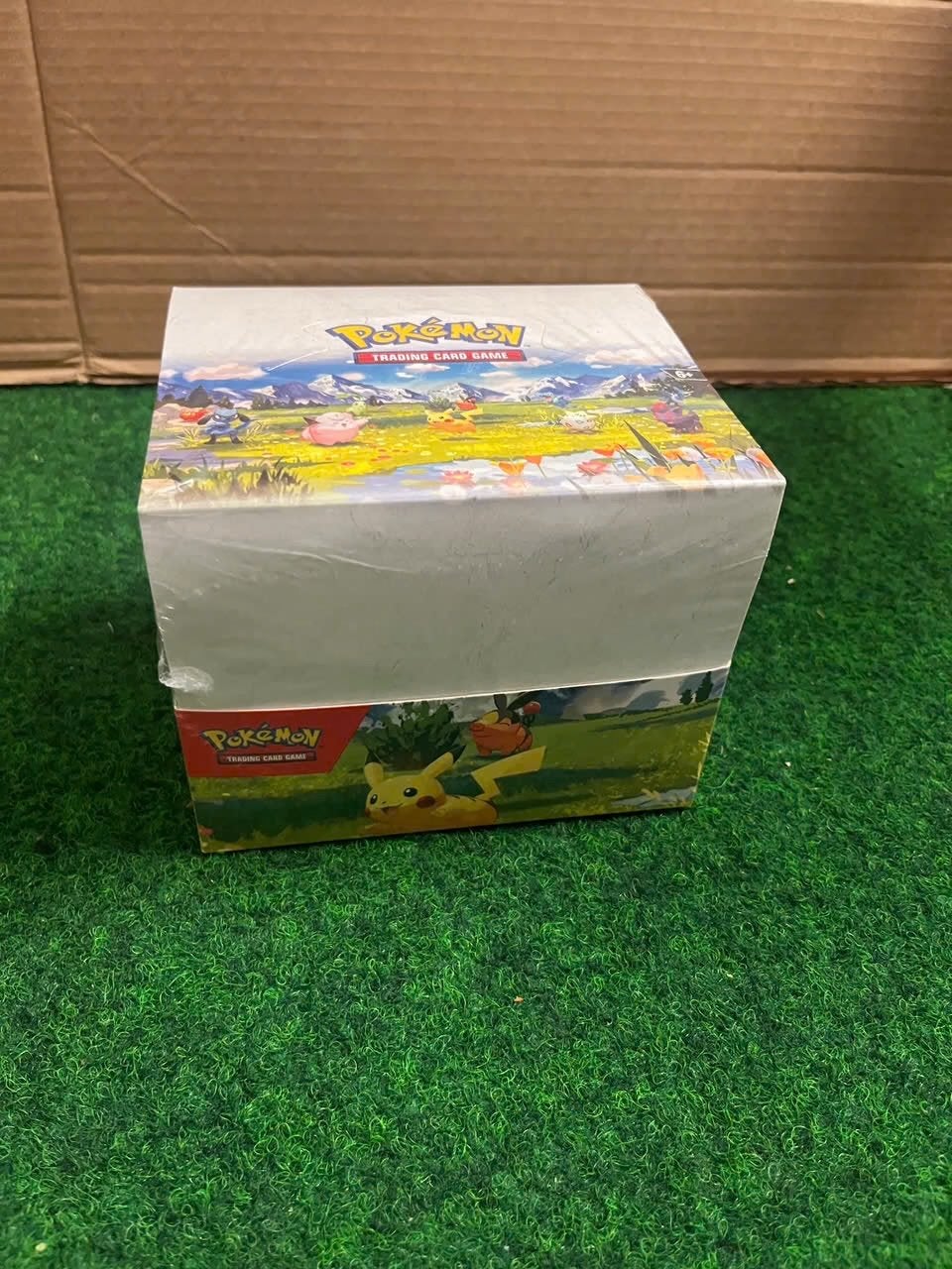 Ascended Heroes Sealed Mini Tin Display, Ophalen of Verzenden, Nieuw, Overige typen, Foil
