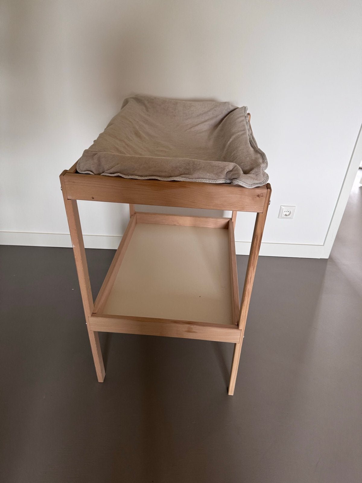 Ikea Sniglar aankleedtafel met bakjes en hoezen, Gebruikt, Aankleedkussen, Standaard, Ophalen