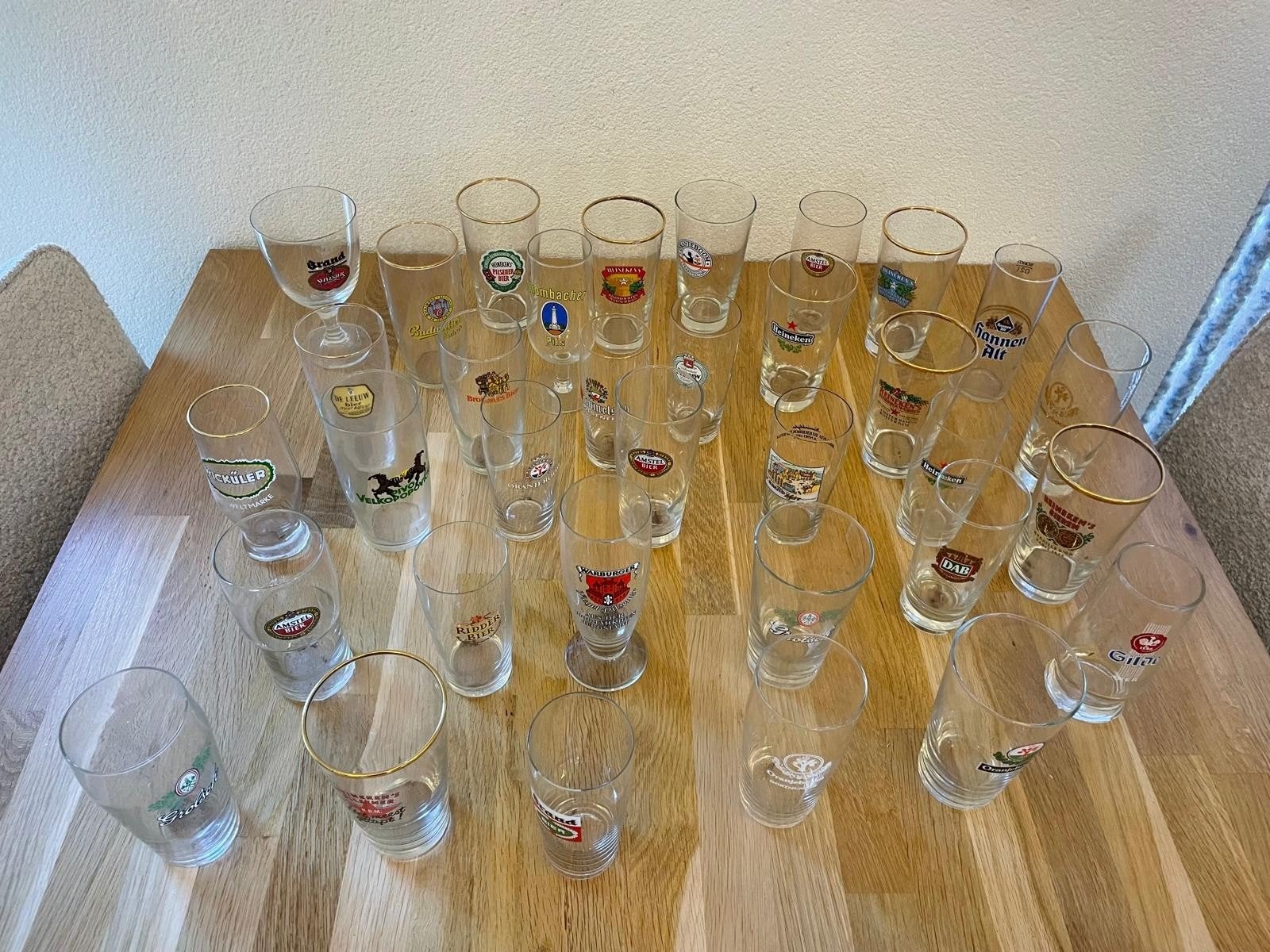 Collectie van 84 bierglazen van diverse merken, Verzamelen, Ophalen, Zo goed als nieuw, Glas of Glazen