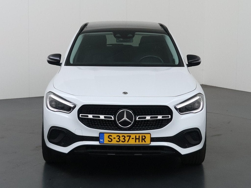 Mercedes-Benz GLA-klasse 250 e Business Solution Luxury Limi, Auto's, Mercedes-Benz, 16 kWh, Leder en Stof, Wit, Bedrijf