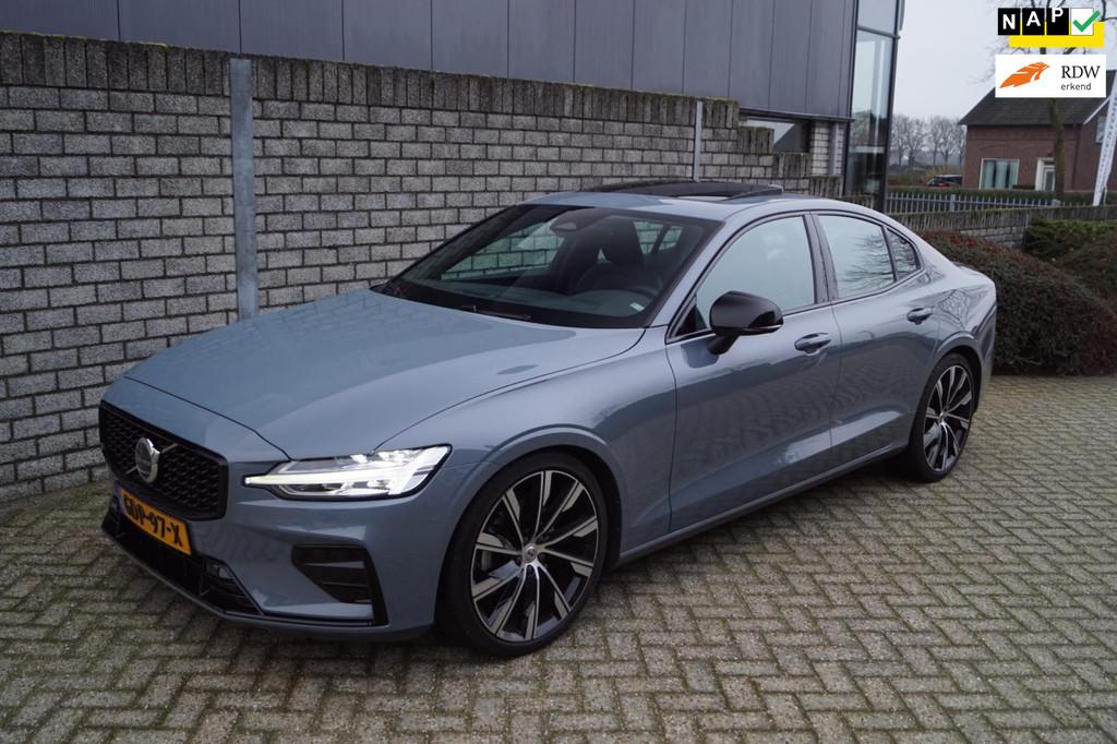 Volvo S60 2.0 B4 Plus Dark Autom Panodak Luxe Leder Sportst, Auto's, 4 cilinders, 1969 cc, S60, Bedrijf