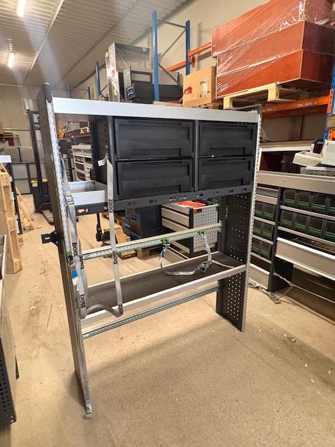 BOTT (1126) L128 B33 H171 €549, Auto diversen, Auto-accessoires, Ophalen, Zo goed als nieuw