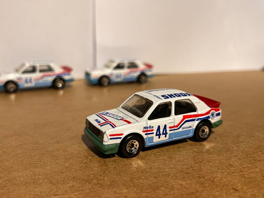 Matchbox MB44 1:64 Skoda 130 LR, Ophalen of Verzenden, Zo goed als nieuw, Auto, Matchbox