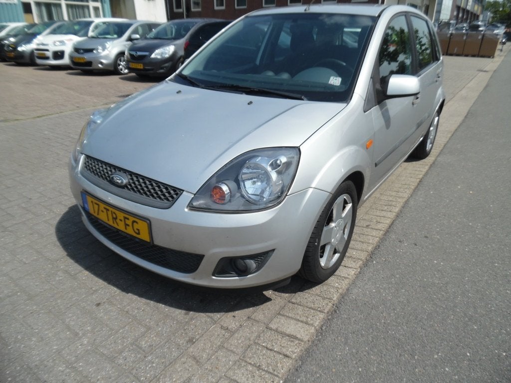 Ford Fiesta airco apk 7.27 1.4-16V Futura (bj 2007), 4 cilinders, Origineel Nederlands, Handgeschakeld, Fiësta