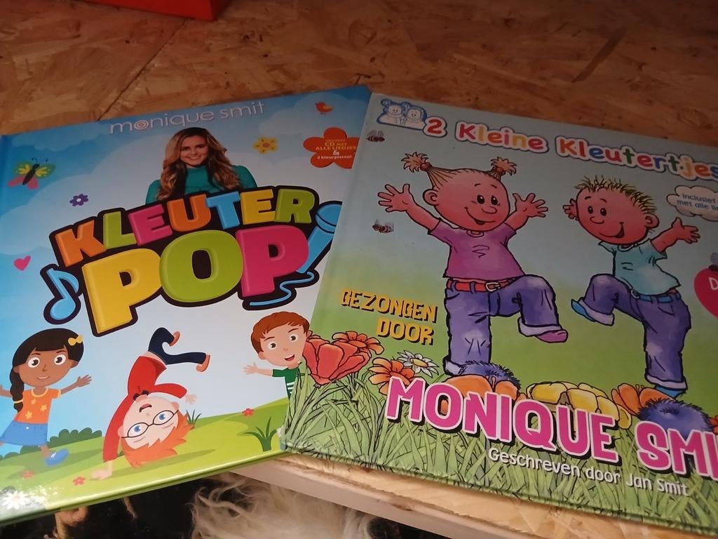 Kleuter Pop en 2 Kleine Kleutertjes boeken met CD, Boeken, Ophalen of Verzenden