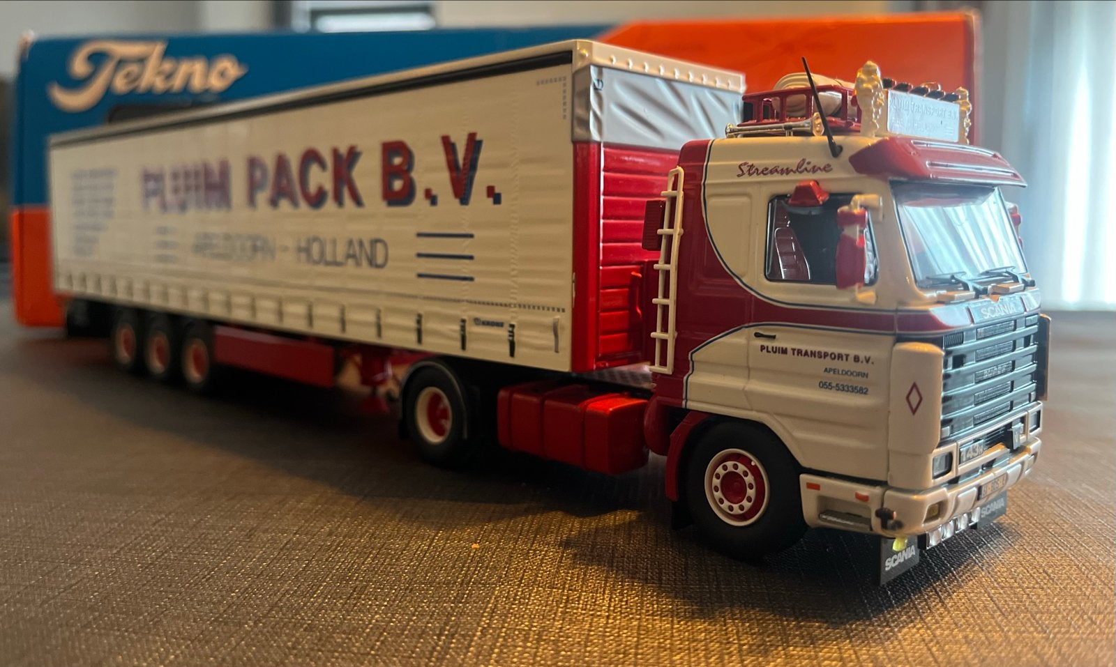 Tekno Scania 143H 450 Streamline Pluim Transport B.V., 1:32 tot 1:50, Zo goed als nieuw, Truck, Ophalen
