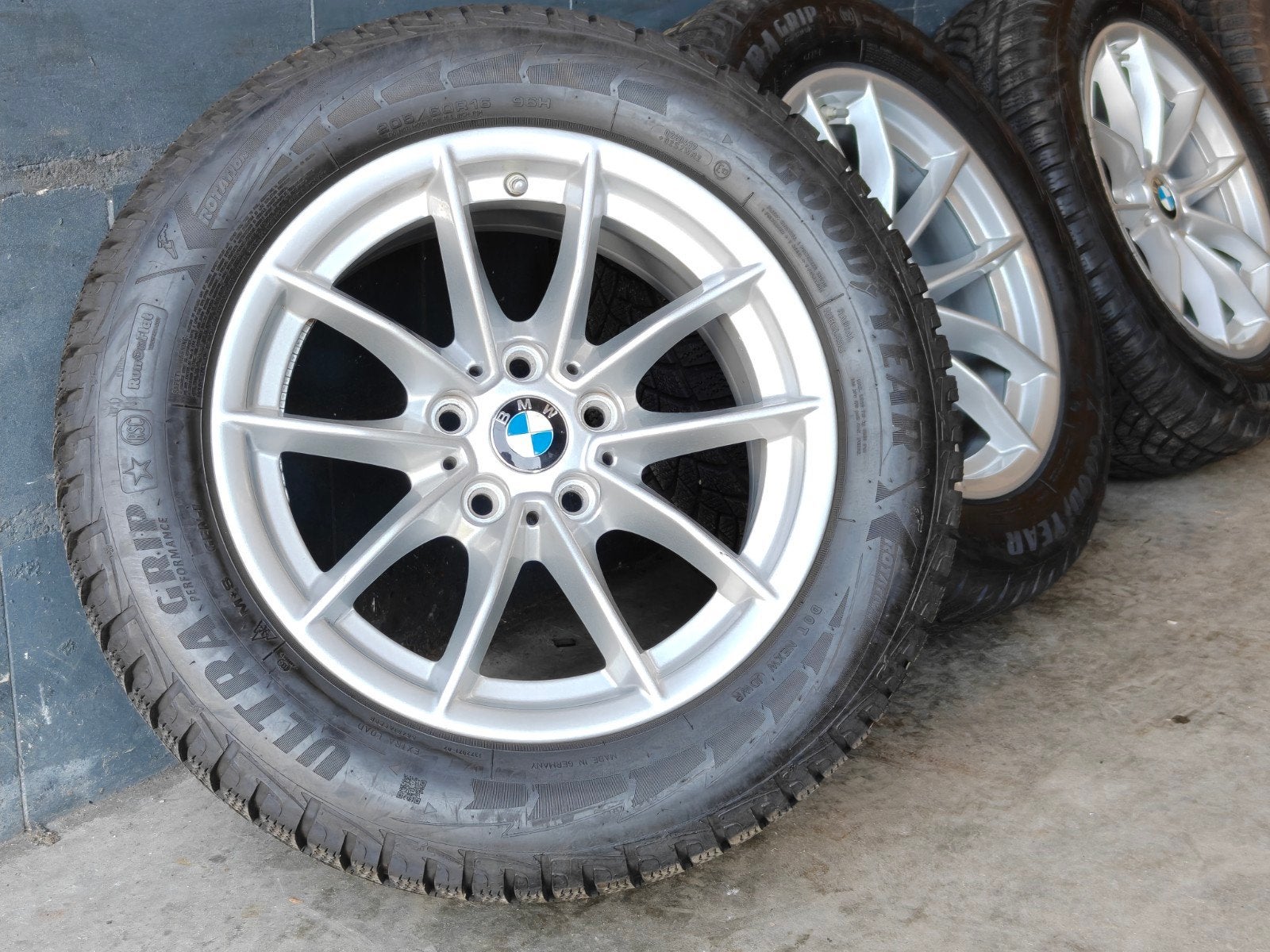 Originele BMW 3 Serie G20 G21 Winterset Goodyear TPMS, Gebruikt, 16 inch, Banden en Velgen, 2289CC