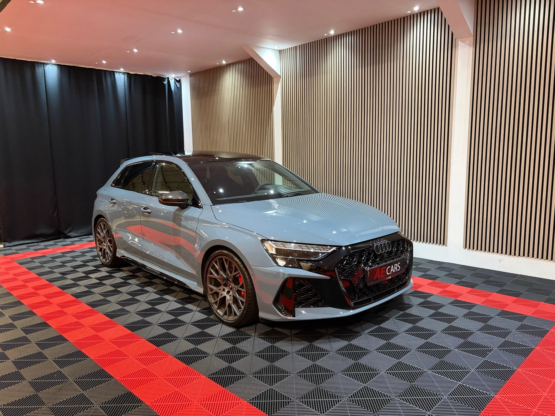 Audi A3 Sportback 2.5 TFSI RS 3 quattro 2025 face lift bom v, Auto's, Automaat, Gebruikt, Zwart, RS3