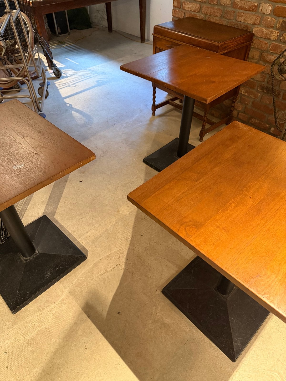 14 stuks Houten Vierkante Tafels - Café/Restaurant, Ophalen, Gebruikt, Vierkant, Tot twee personen
