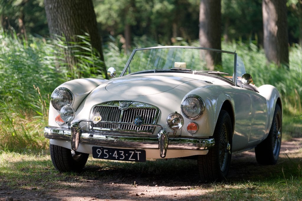MG A 1600 | Electrische stuurbekachtiging, Auto's, Oldtimers, Achterwielaandrijving, Zwart, Cabriolet, 1600 cc