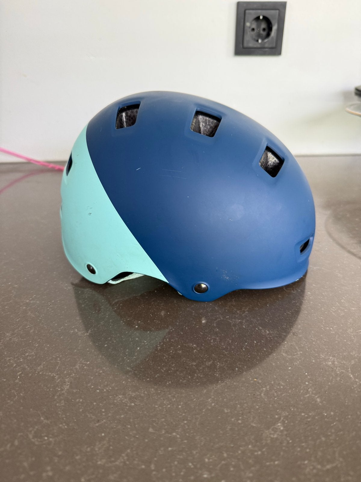 BTWIN Kinderhelm XS (48-52cm) Verstelbaar, Ophalen, Gebruikt, XS, Jongen of Meisje