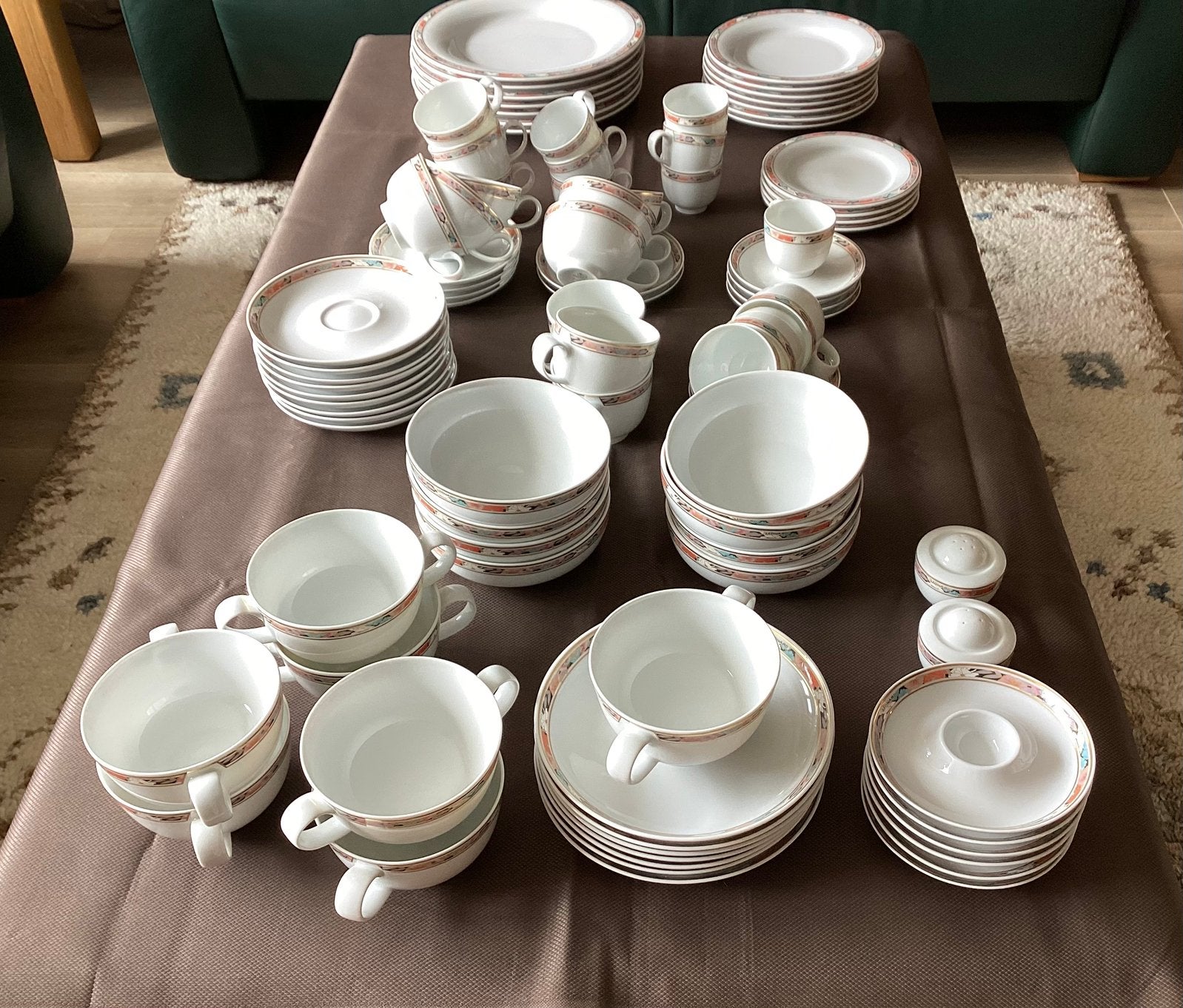 HUTSCHENREUTHER LEONARD DEKOR BOLOGNA SERVIES, Ophalen
