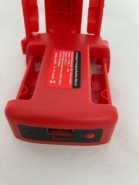 Foto 3 van Accu adapter omvormer USB Led Makita Milwaukee DeWALT Dyson