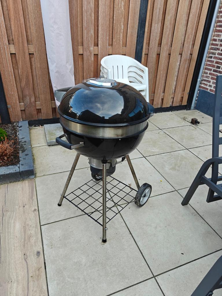 Napoleon kettle bbq, Tuin en Terras, Houtskoolbarbecues, Ophalen
