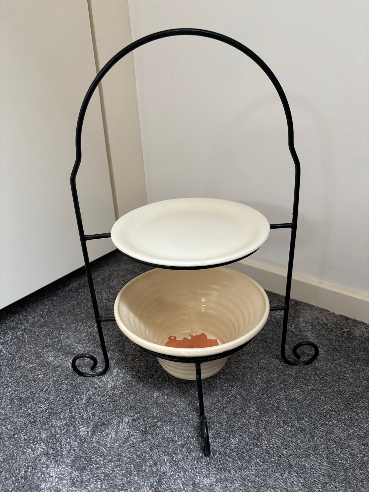 Etagere met schaal en bord - Vintage stijl, Huis en Inrichting, Ophalen, Vintage, Metaal, Gebruikt