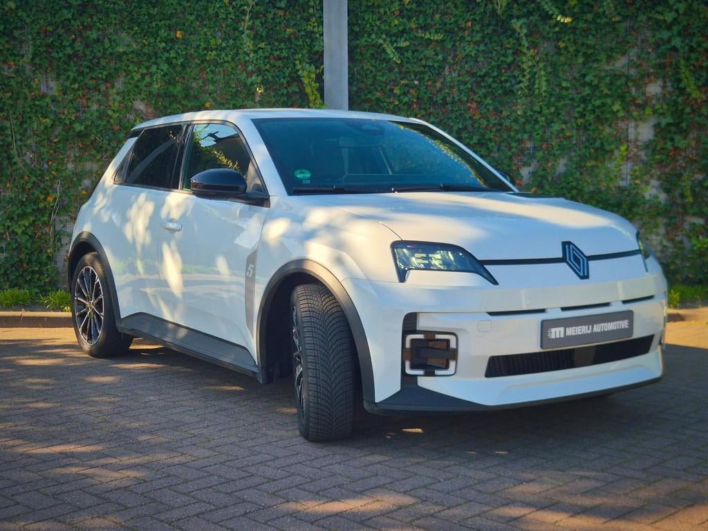Renault 5 Comfort range techno 52 kWh, Automaat, Stof, Gebruikt, Zwart