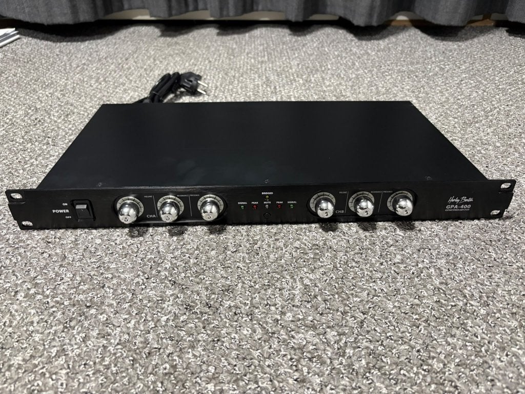 Te koop: Harley Benton GPA-400 Power Amp, Ophalen, Zo goed als nieuw, 100 watt of meer