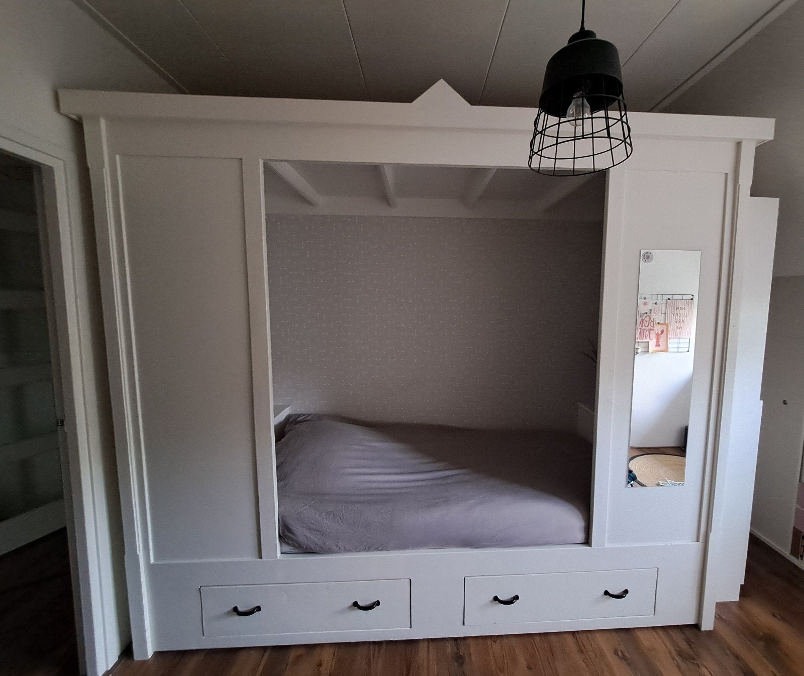 Massief houten bedstee, handgemaakt door timmerman, Ophalen, Gebruikt, Wit, Tweepersoons