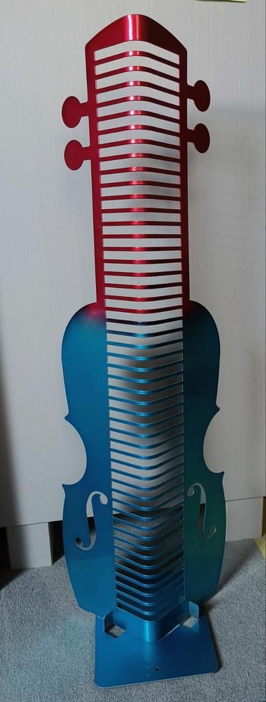 CD rek gitaar staal met neon kleuren 90's, Ophalen of Verzenden, Zo goed als nieuw, Metaal, 25 tot 75 discs