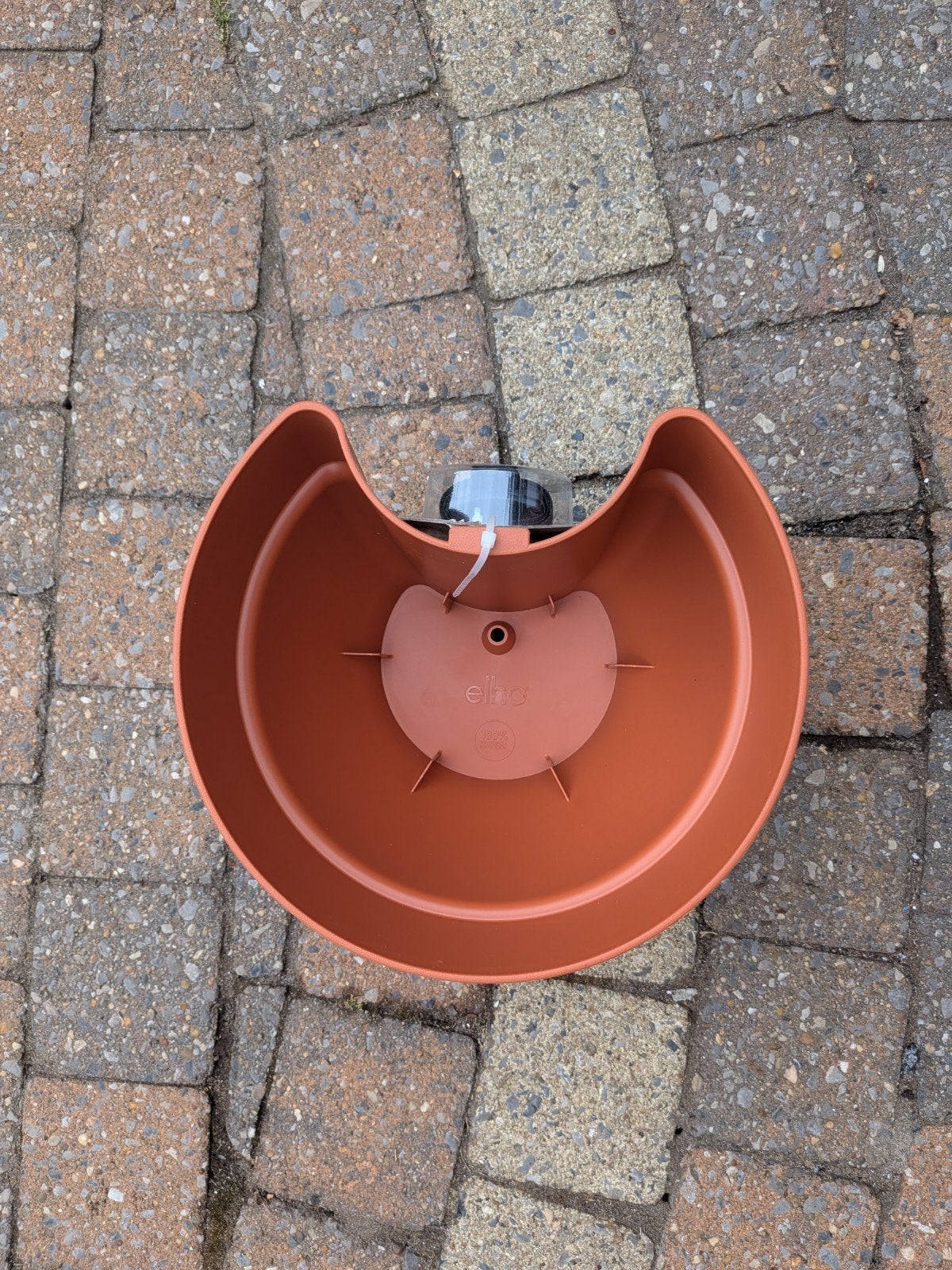 Nieuwe Elho Vibia Campana regenpijpbak 22 cm – terra, Kunststof, Minder dan 30 cm, Rond, Nieuw