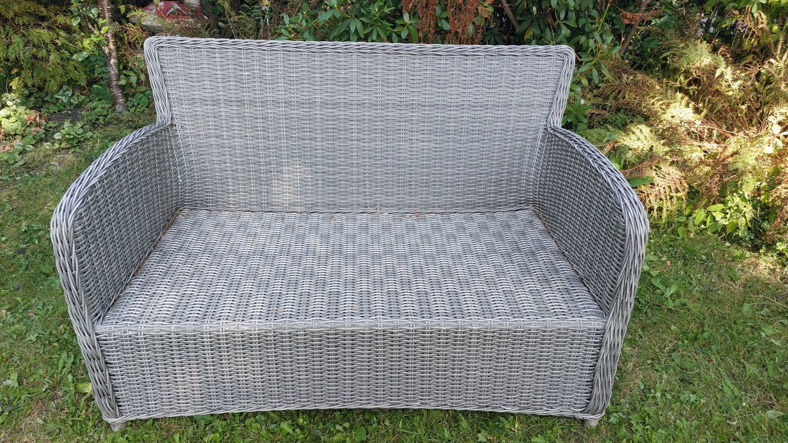 wicker tuinbank Le Sud, Zo goed als nieuw, Wicker, Ophalen, 2 zitplaatsen