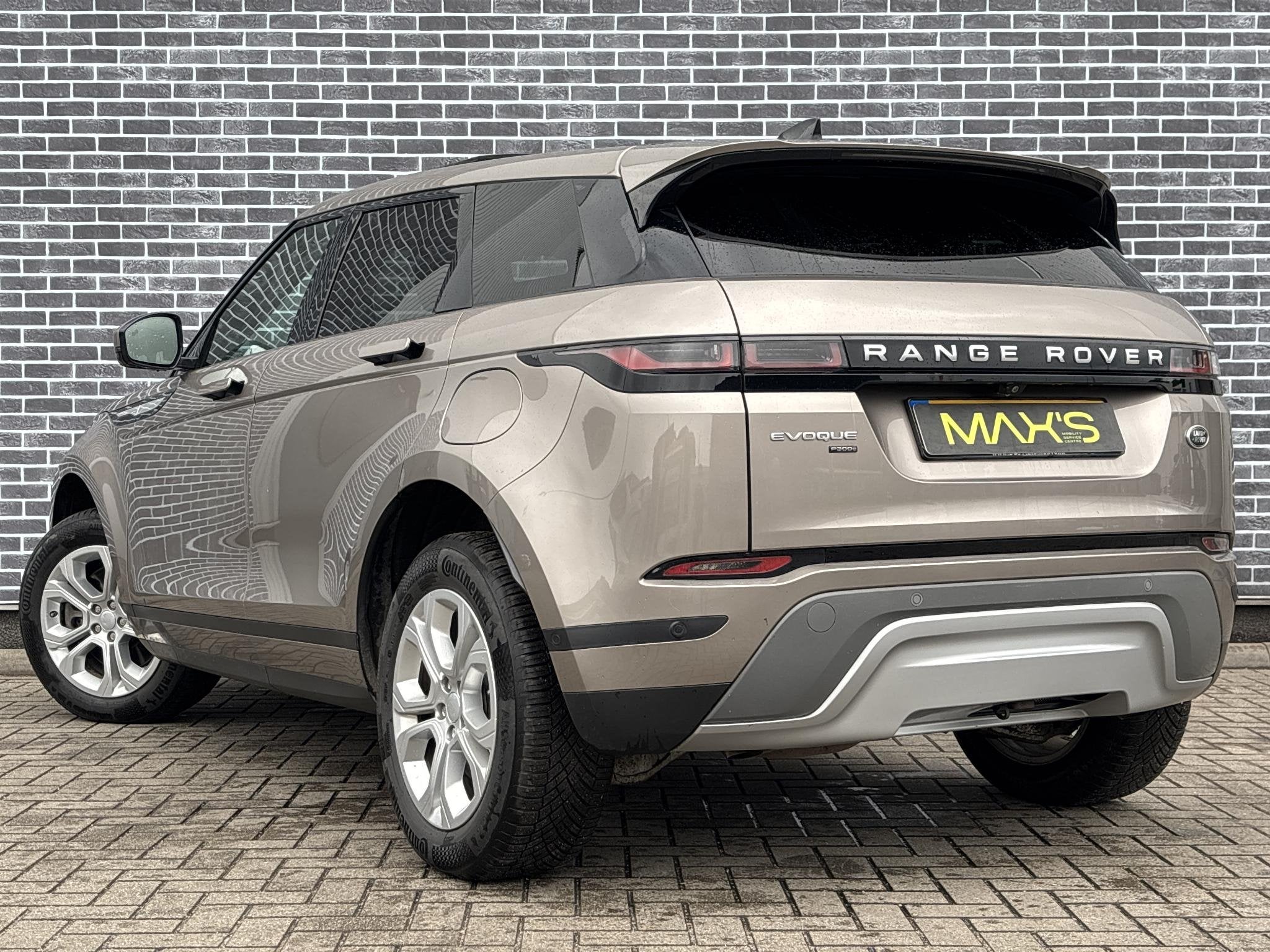 Land Rover Range Rover Evoque 1.5 P300e AWD S | Plug-in Hybr, Auto's, Bruin, 15 kWh, Vierwielaandrijving, Hybride Elektrisch/Benzine