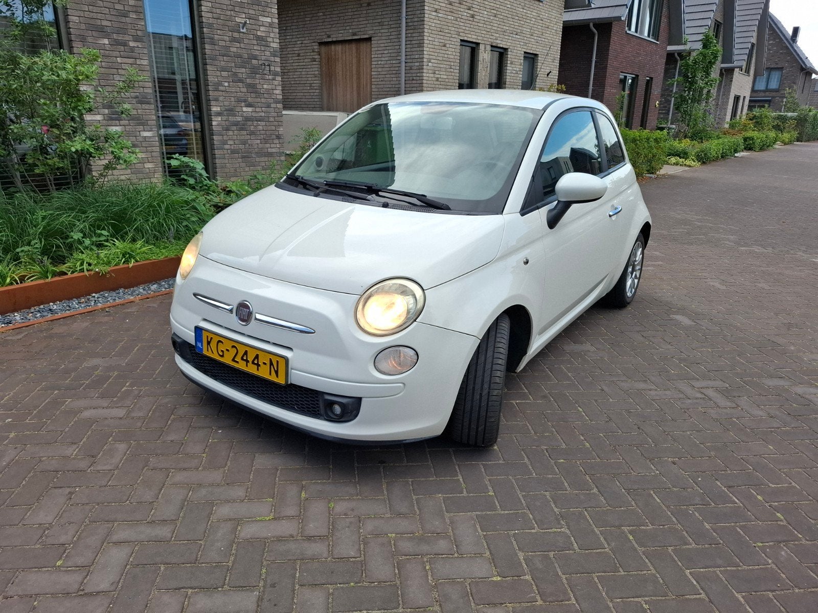Fiat 500 1.4 16V 73KW C 2007 Wit, Auto's, Fiat, Voorwielaandrijving, 31 €/maand, 4 cilinders, 100 pk