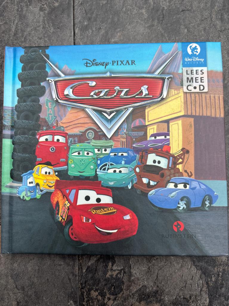 Disney Pixar Cars Lees Mee CD Boek, Boeken, Ophalen of Verzenden, Zo goed als nieuw, 3 tot 4 jaar