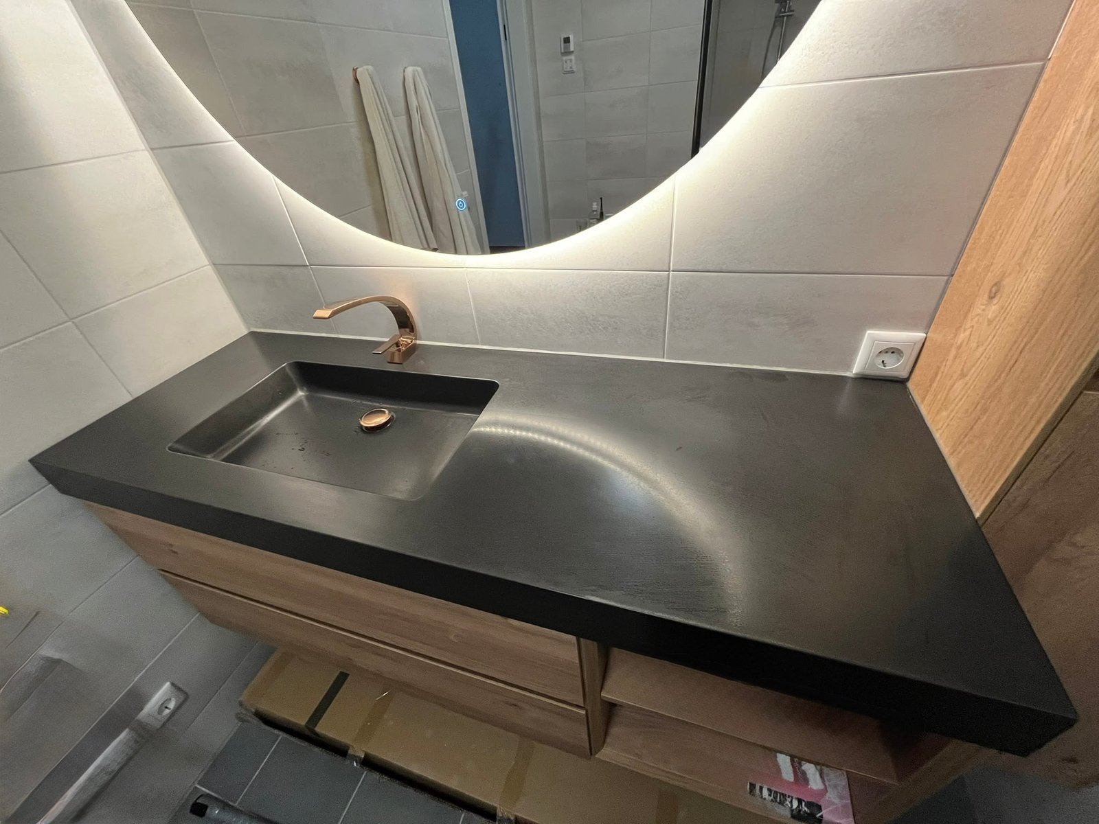 Wastafel blad STORKE Scuro 150x52, Ophalen, 150 tot 200 cm, Minder dan 100 cm, Wasbak of Wastafel