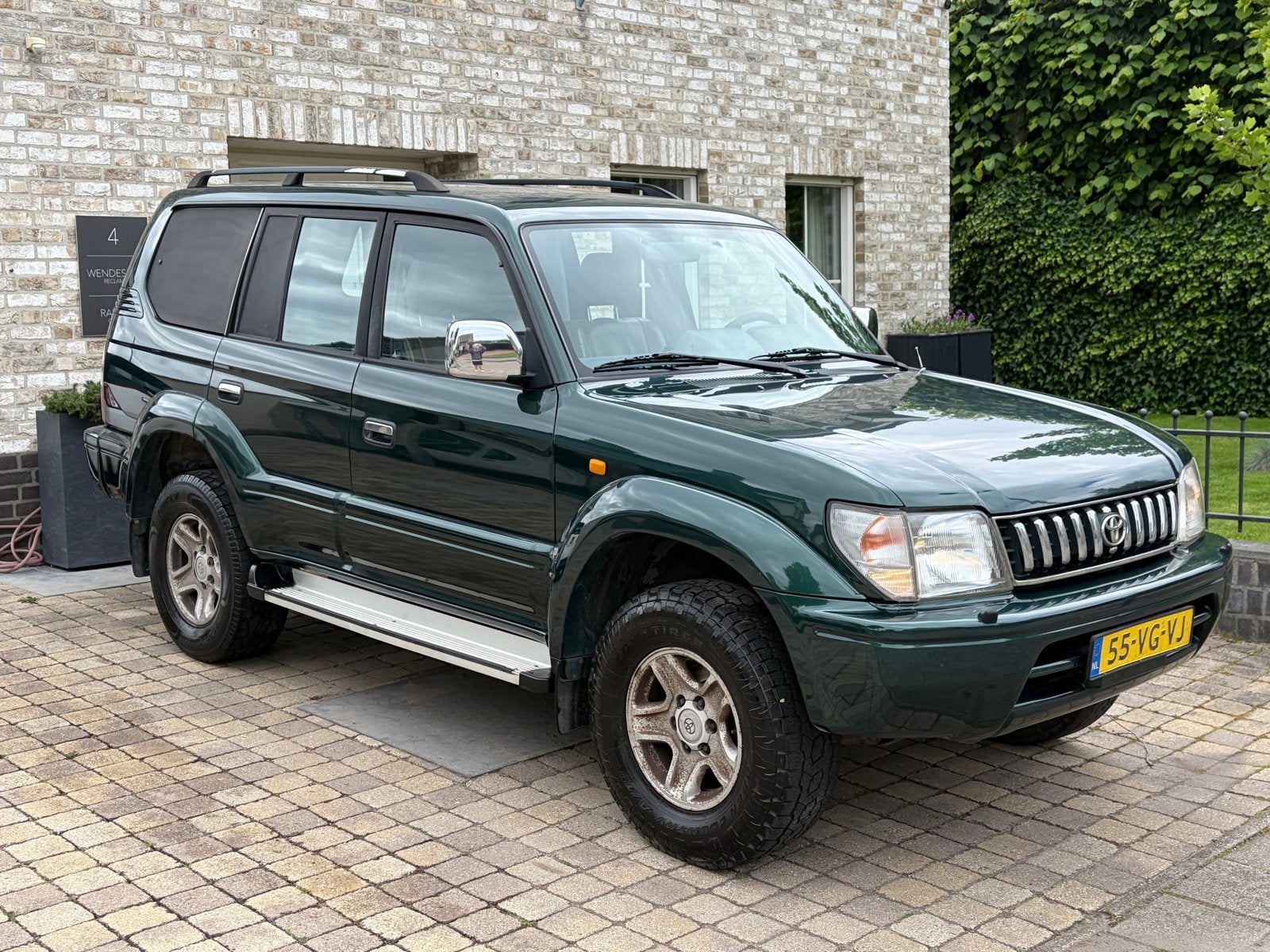 Toyota Landcruiser 90 3.0 TD 5D Srwc AUT 1999, Auto's, Automaat, 125 pk, 4 cilinders, 2800 kg