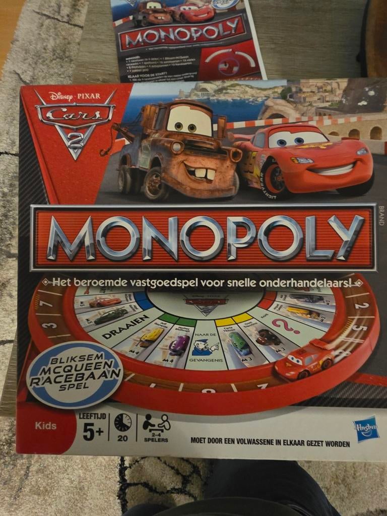 Monopoly cars, Hobby en Vrije tijd, Gezelschapsspellen | Bordspellen, Een of twee spelers, Ophalen of Verzenden, Gebruikt, Hasbro