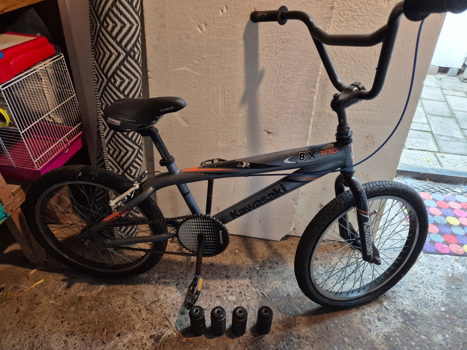 BMX met pegs (voorste band is leeg) Kawasaki, Ophalen of Verzenden, Gebruikt, Staal
