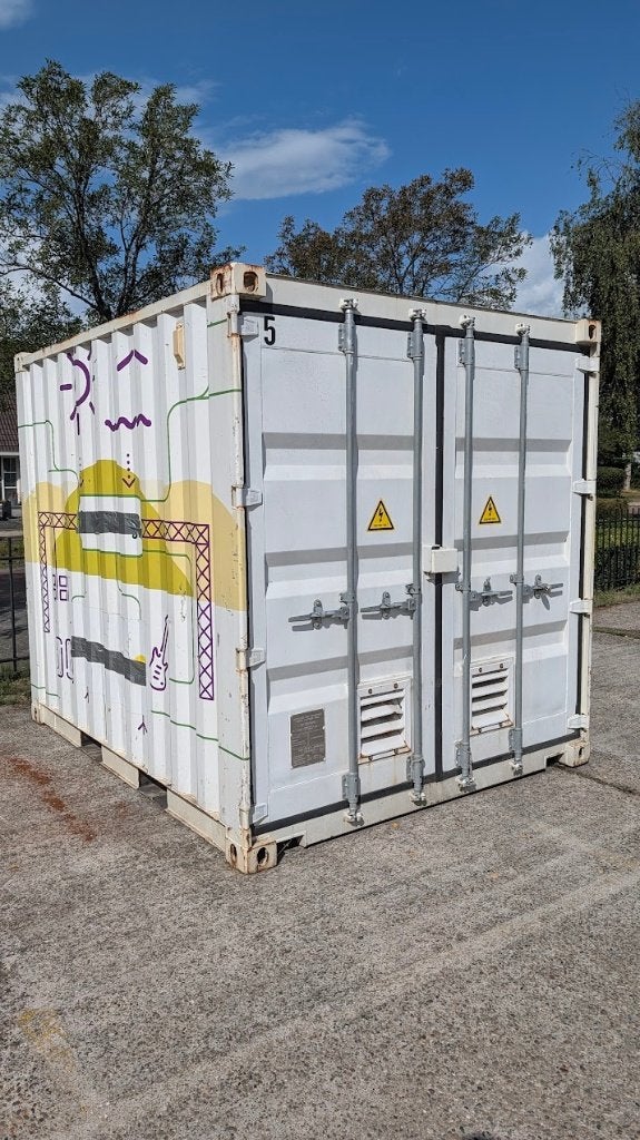 Victron 6x Quattro omvormer (400V krachtstroom) opslag, Ophalen, Victron Energy, Zo goed als nieuw, Info@victronenergy.com