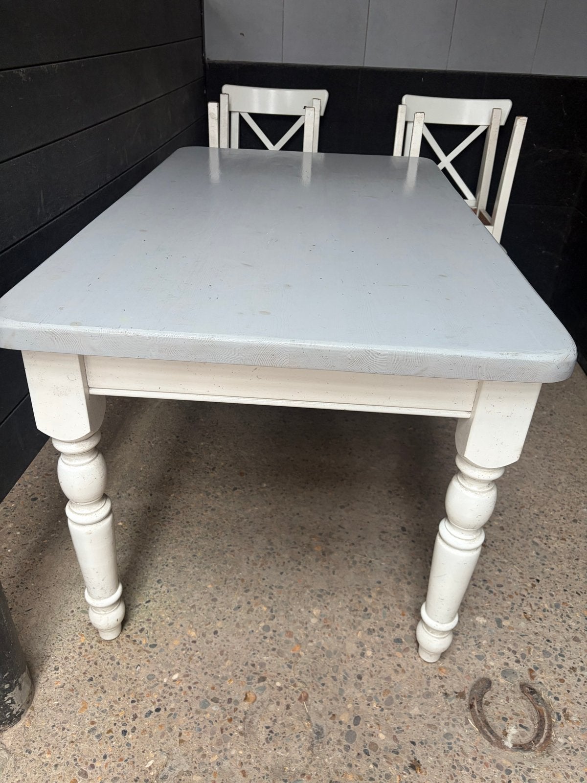 Robuuste eettafel met gedraaide poten, Ophalen, Gebruikt, 100 tot 150 cm, 50 tot 100 cm