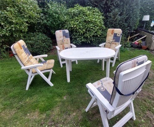 Grosfillex Odessa tuinset, tafel met 4 stoelen incl kussens, Ophalen, 4 zitplaatsen, Kunststof, Zo goed als nieuw