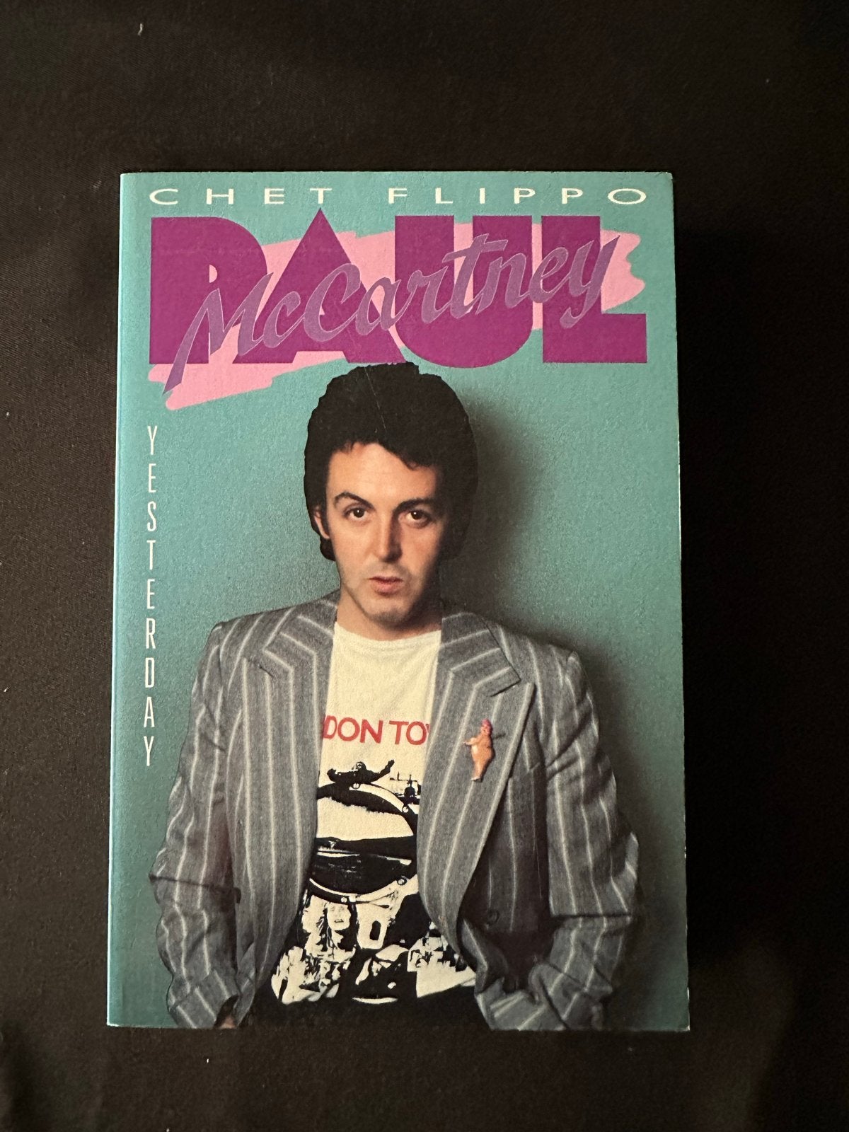 Chet Flippo - Paul McCartney: Yesterday (Boek), Boeken, Ophalen of Verzenden, Gelezen, Artiest