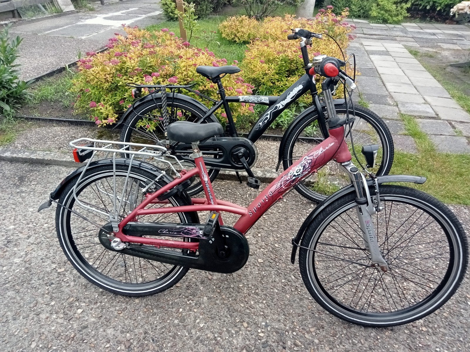 twee fietsen 24 inch mooi  te koop per stuk, Ophalen of Verzenden, Zo goed als nieuw