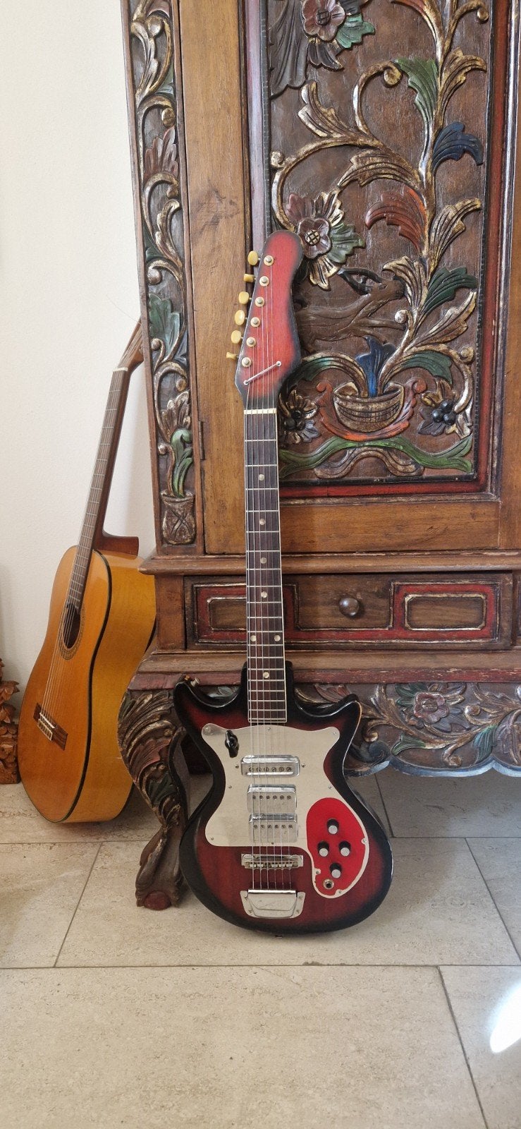 Kingston Hound Dog Taylor MIJ Elektrische Gitaar  Japan, Ophalen of Verzenden, Gebruikt, Solid body, Overige merken