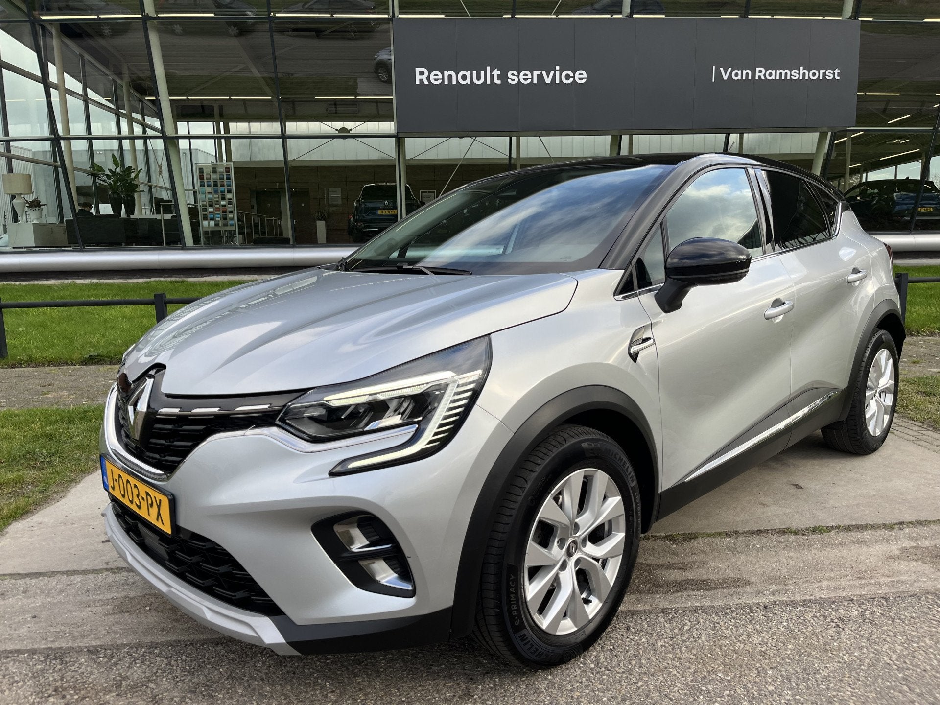 Renault Captur 1.0 TCe 100 Intens / Apple Carplay-Android Au, Auto's, Voorwielaandrijving, 12 maanden, 101 pk, Gebruikt
