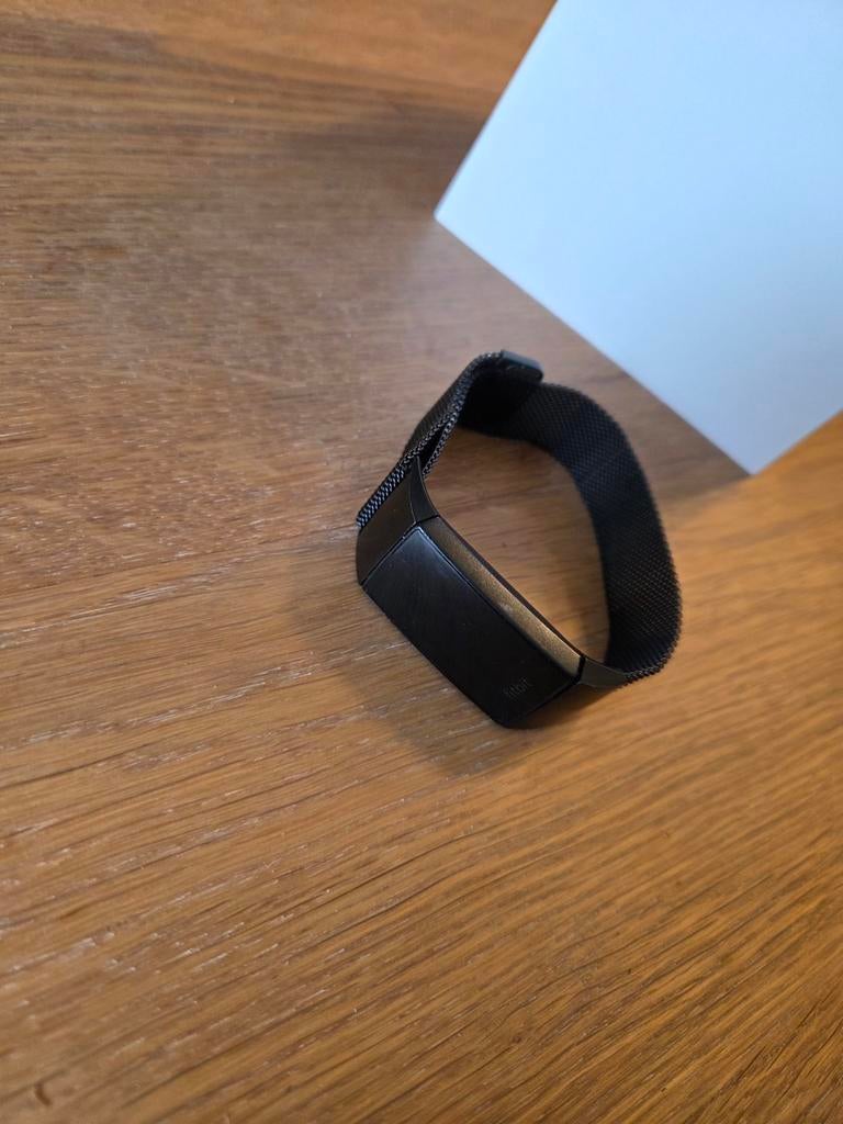 Fitbit charge4 incl diverse metalen en siliconen bandjes, Ophalen of Verzenden, Overige merken