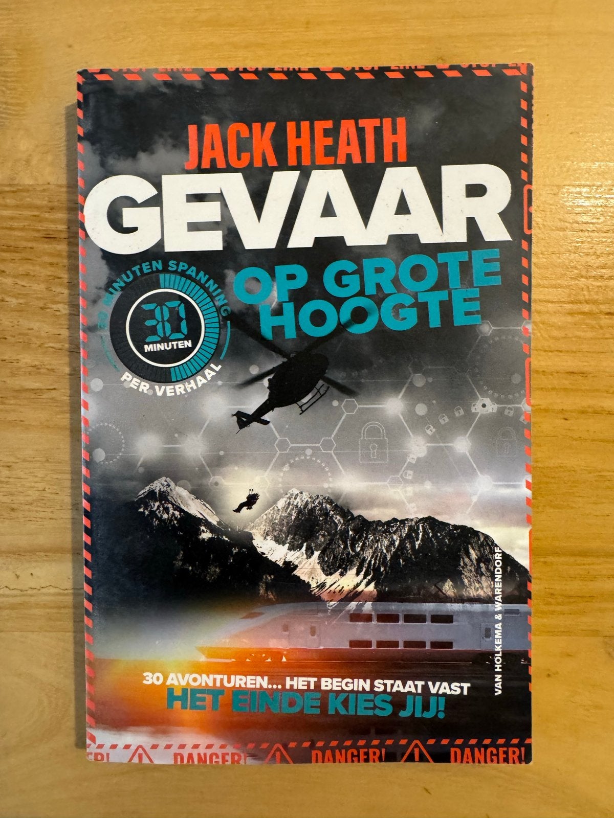 Gevaar op Grote Hoogte - Jack Heath (Kies je eigen avontuur), Ophalen, Gelezen