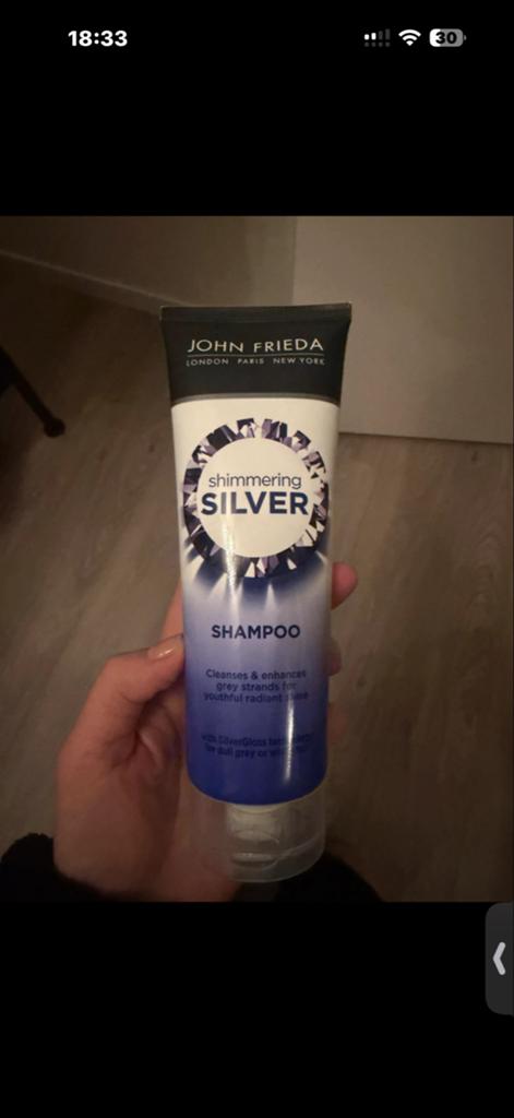 John Frieda Shimmering Silver Shampoo, Ophalen of Verzenden, Zo goed als nieuw