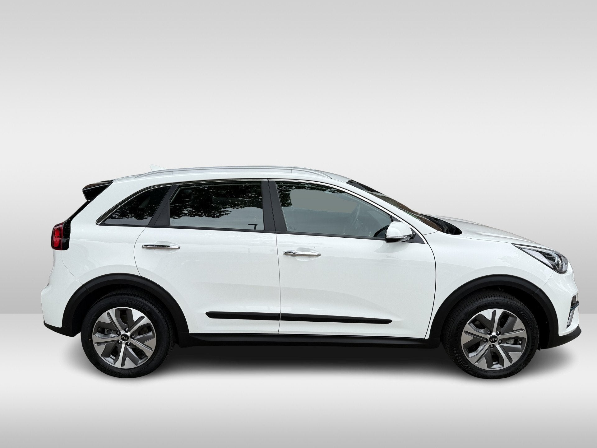 Kia e-Niro DynamicLine 39 kWh | SOH 97% | apple carplay/andr, 136 pk, Gebruikt, Origineel Nederlands, 1567 kg