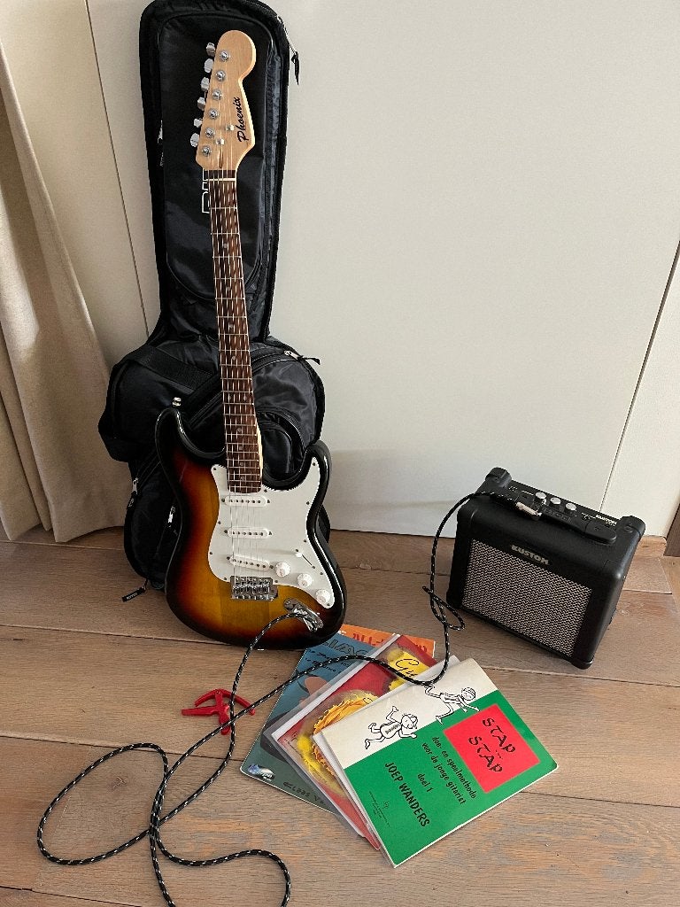 elektrische gitaar, Muziek en Instrumenten, Snaarinstrumenten | Gitaren | Elektrisch, Gebruikt, Met versterker, Solid body, Ophalen