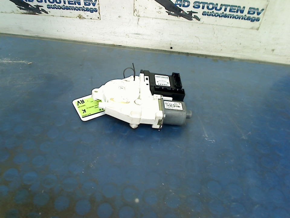 Motor Raammechaniek Rechts Voor Golf Plus (5M1/1KP) 2007, Gebruikt, Volkswagen, Volkswagen AG, Kundenbetreuung@volkswagen.de